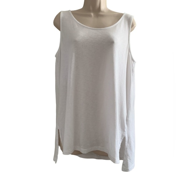 LUCY & Laurel White Tank Size Large - Picture 2 of 11